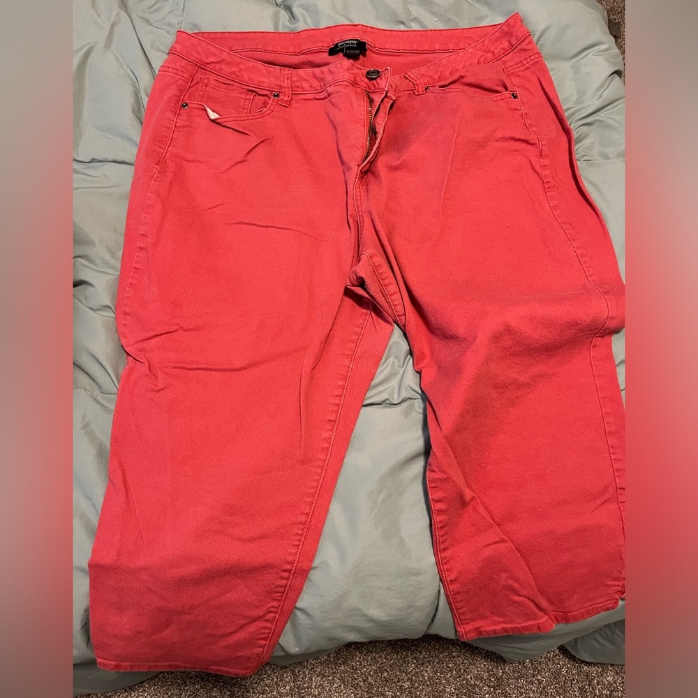 Coral Jean capris